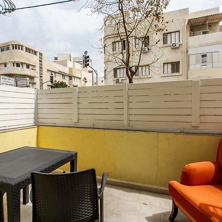 Chic Apartments By The Beach Tel Aviv Esterno foto