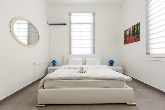 Chic Apartments By The Beach Tel Aviv Esterno foto