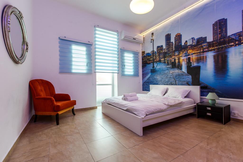 Chic Apartments By The Beach Tel Aviv Esterno foto